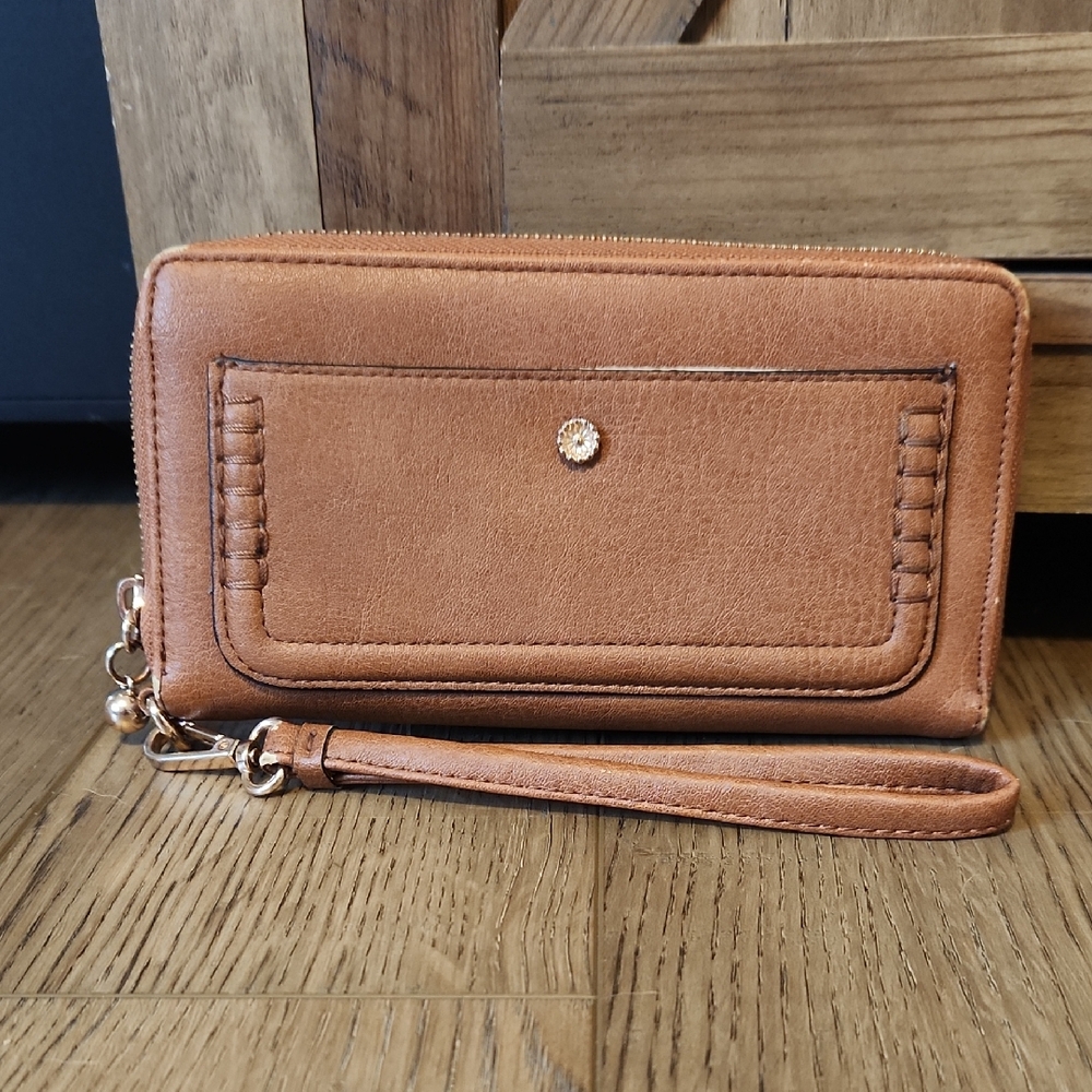 LC Lauren Conrad Tan Wallet